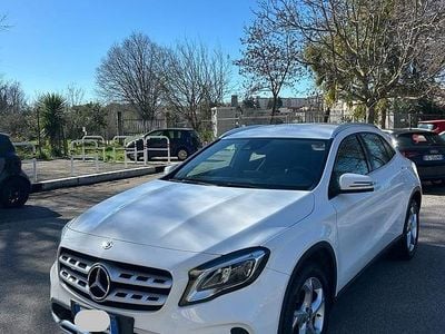Usata Mercedes GLA200 2019 Bianco SUV
