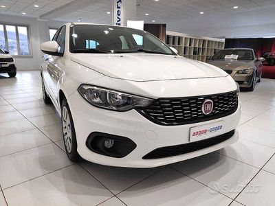 Usata Fiat Tipo Easy 95 CV (69 kW) 2017 Bianco Berlina