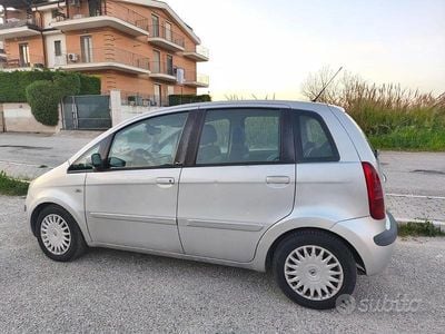 Usata Lancia Musa 2006 Grigio Monovolume