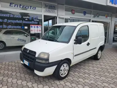 Usata Fiat Doblò 63 CV (46 kW) 2003 Bianco Monovolume