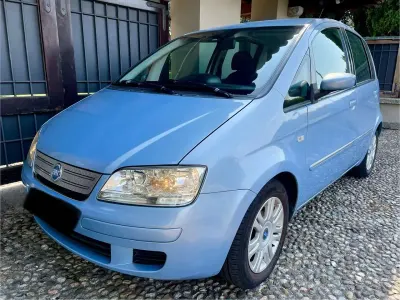 Usata Fiat Idea Active 90 CV (66 kW) 2006 Blu/azzurro Monovolume