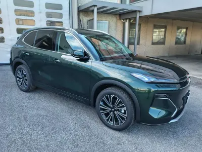 Nuova Geely Starray 99 CV (72 kW) 2026 Verde SUV