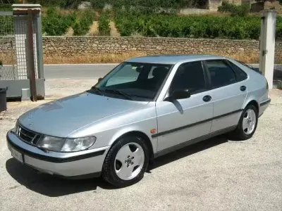 Usata Saab 900 184 CV (135 kW) 1997 Argento Berlina