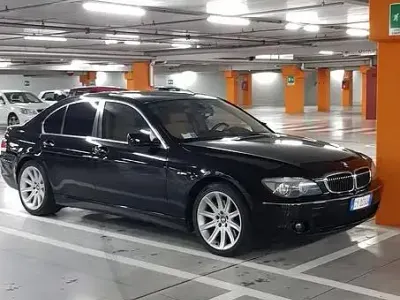 Usata BMW 730 231 CV (169 kW) 2006 Nero Berlina