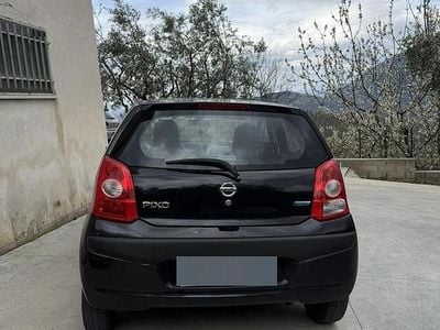 Usata Nissan Pixo 68 CV (50 kW) 2010 Nero Utilitaria