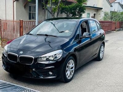 Usata BMW 216 95 CV (69 kW) 2018 Nero Station wagon