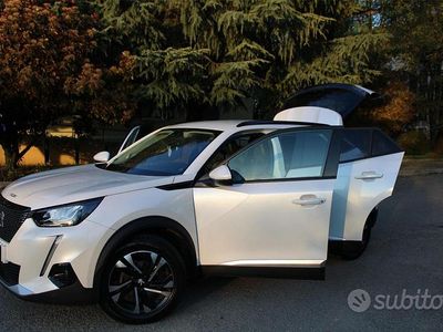 Usata Peugeot 2008 Allure 131 CV (96 kW) 2020 Bianco SUV