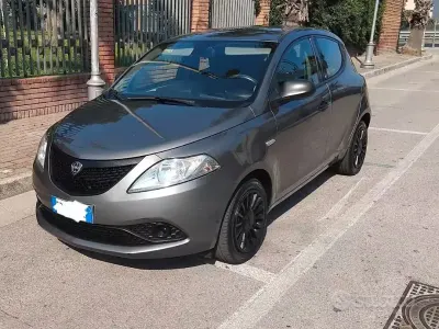 Usata Lancia Ypsilon S 95 CV (69 kW) 2018 Utilitaria