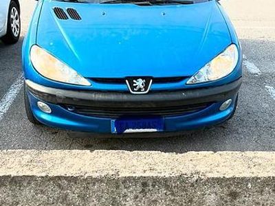 Begagnad Peugeot 206 CC 109 HK (80 kW) 2002 Blå Cab