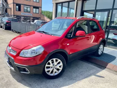 Usata Fiat Sedici Emotion 120 CV (88 kW) 2010 Rosso SUV