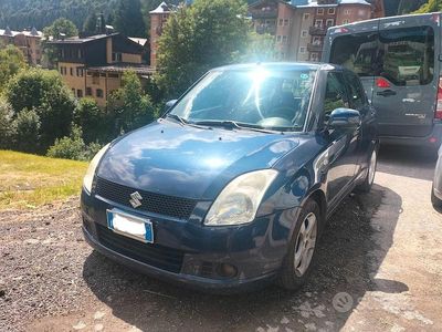 Usata Suzuki Swift 92 CV (67 kW) 2007 Blu Utilitaria