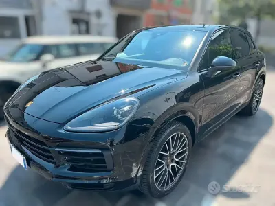 Usata Porsche Cayenne 340 CV (250 kW) 2023 Nero SUV