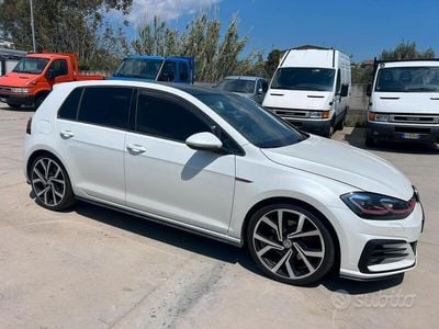 Usata VW Golf VII GTI 245 CV (180 kW) 2018 Bianco Utilitaria