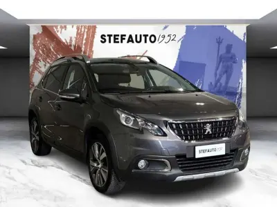Usata Peugeot 2008 Allure 99 CV (72 kW) 2018 Grigio SUV