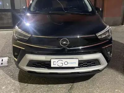 Begagnad Opel Crossland X Elegance 131 HK (96 kW) 2023 Svart SUV