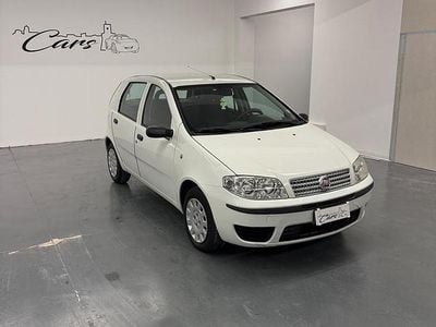 Usata Fiat Punto Active 60 CV (44 kW) 2010 Bianco Utilitaria