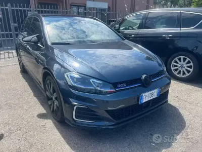 Usata VW Golf VII Executive 150 CV (110 kW) 2018 Blu Berlina