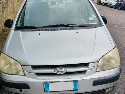 Usata Hyundai Getz 85 CV (62 kW) 2004 Grigio Utilitaria