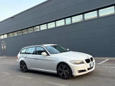 Usata BMW 320 184 CV (135 kW) 2012 Bianco Station wagon