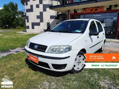 Begagnad Fiat Punto 69 HK (50 kW) 2005 Halvkombi