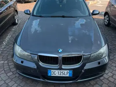 Usata BMW 330 177 CV (130 kW) 2007 Grigio Station wagon