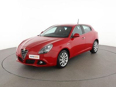 Usata Alfa Romeo Giulietta Distinctive 120 CV (88 kW) 2016 Rosso Utilitaria