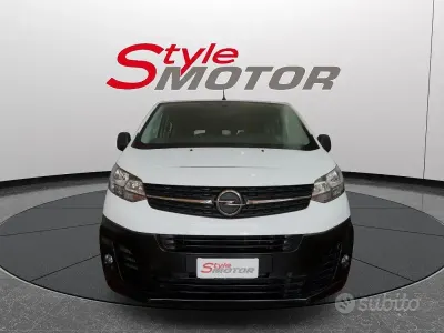 Usata Opel Vivaro 145 CV (106 kW) 2020 Bianco Monovolume