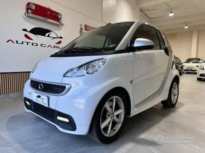 Usata Smart ForTwo Cabrio Pulse 71 CV (52 kW) 2012 Bianco Cabrio