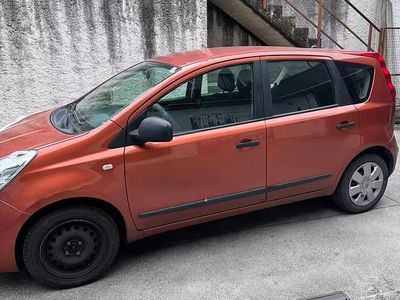 Używany Nissan Note 103 KM (75 kW) 2007 Brązowy Hatchback