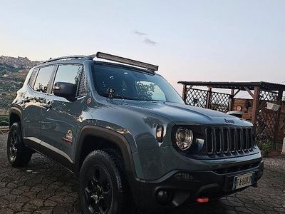 Usata Jeep Renegade Trailhawk 2015 Grigio SUV