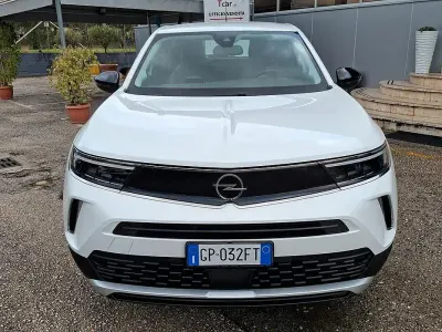 Usata Opel Mokka Elegance 101 CV (74 kW) 2023 Bianco SUV