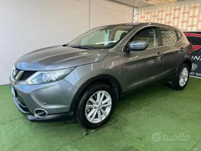 Usata Nissan Qashqai 110 CV (80 kW) 2016 Grigio SUV