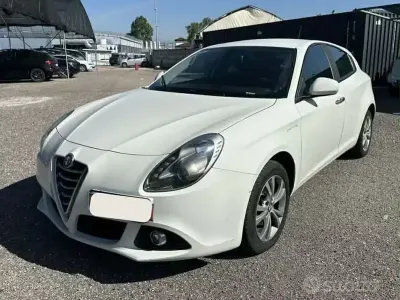 Occasion Alfa Romeo Giulietta 120 PK (88 kW) 2015 Wit Hatchback
