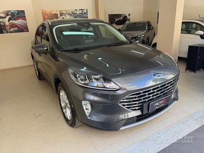 Occasion Ford Kuga Titanium 120 ch (88 kW) 2022 Gris SUV