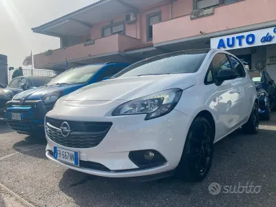 Usata Opel Corsa 69 CV (50 kW) 2018 Bianco perlato metallizzato Utilitaria