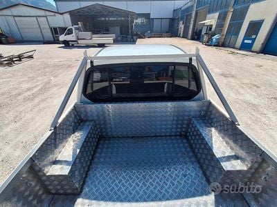 Usata Mitsubishi L200 178 CV (130 kW) 2015 Bianco Pick-up
