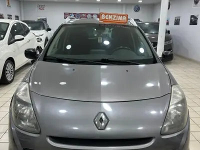 Usata Renault Clio GrandTour 101 CV (74 kW) 2011 Grigio Station wagon