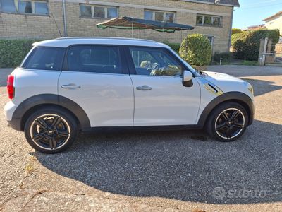 Käytetty Mini Countryman 111 HP (81 kW) 2013 Valkoinen Katumaasturi
