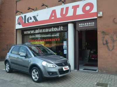 Usata Suzuki SX4 GLX 120 CV (88 kW) 2010 Argento SUV