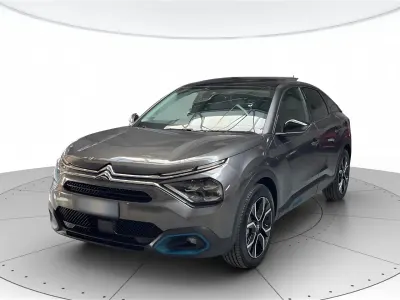 Usata Citroën e-C4 Shine 100 kW (136 CV) 2025 Grigio