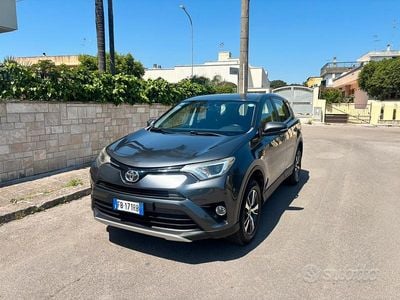 Begagnad Toyota RAV4 143 HK (105 kW) 2016 SUV