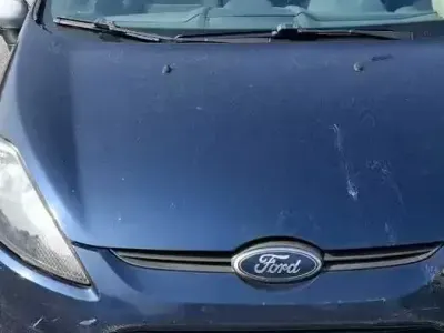 Usata Ford Fiesta 68 CV (50 kW) 2010 Blu Berlina