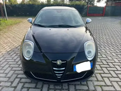 Usata Alfa Romeo MiTo Distinctive 79 CV (58 kW) 2011 Nero Utilitaria