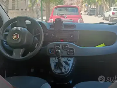 Usata Fiat Panda 85 CV (62 kW) 2019 Grigio Utilitaria