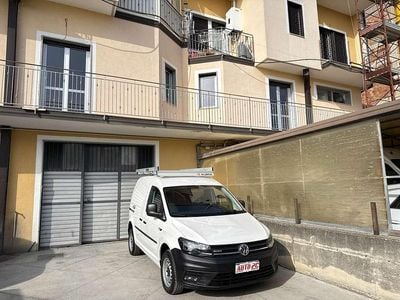 Usata VW Caddy 122 CV (89 kW) 2019 Bianco Monovolume