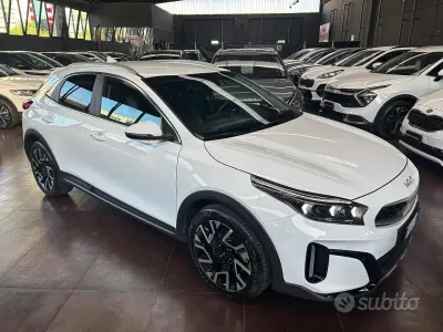 Usata Kia XCeed Style 140 CV (102 kW) 2024 Bianco SUV