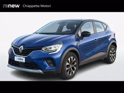 Usata Renault Captur Equilibre 91 CV (66 kW) 2022 Blu iron + tetto nero etoilé SUV