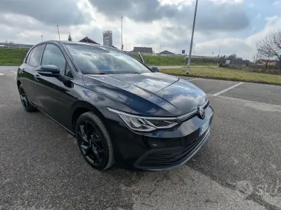 Usata VW Golf VIII 150 CV (110 kW) 2020 Nero Berlina