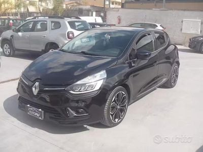Usata Renault Clio IV Intens 90 CV (66 kW) 2017 Nero Berlina