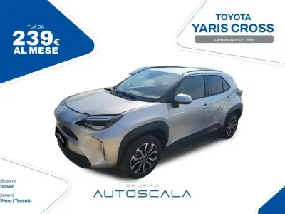 Usata Toyota Yaris Cross Trend 92 CV (67 kW) 2024 Argento SUV